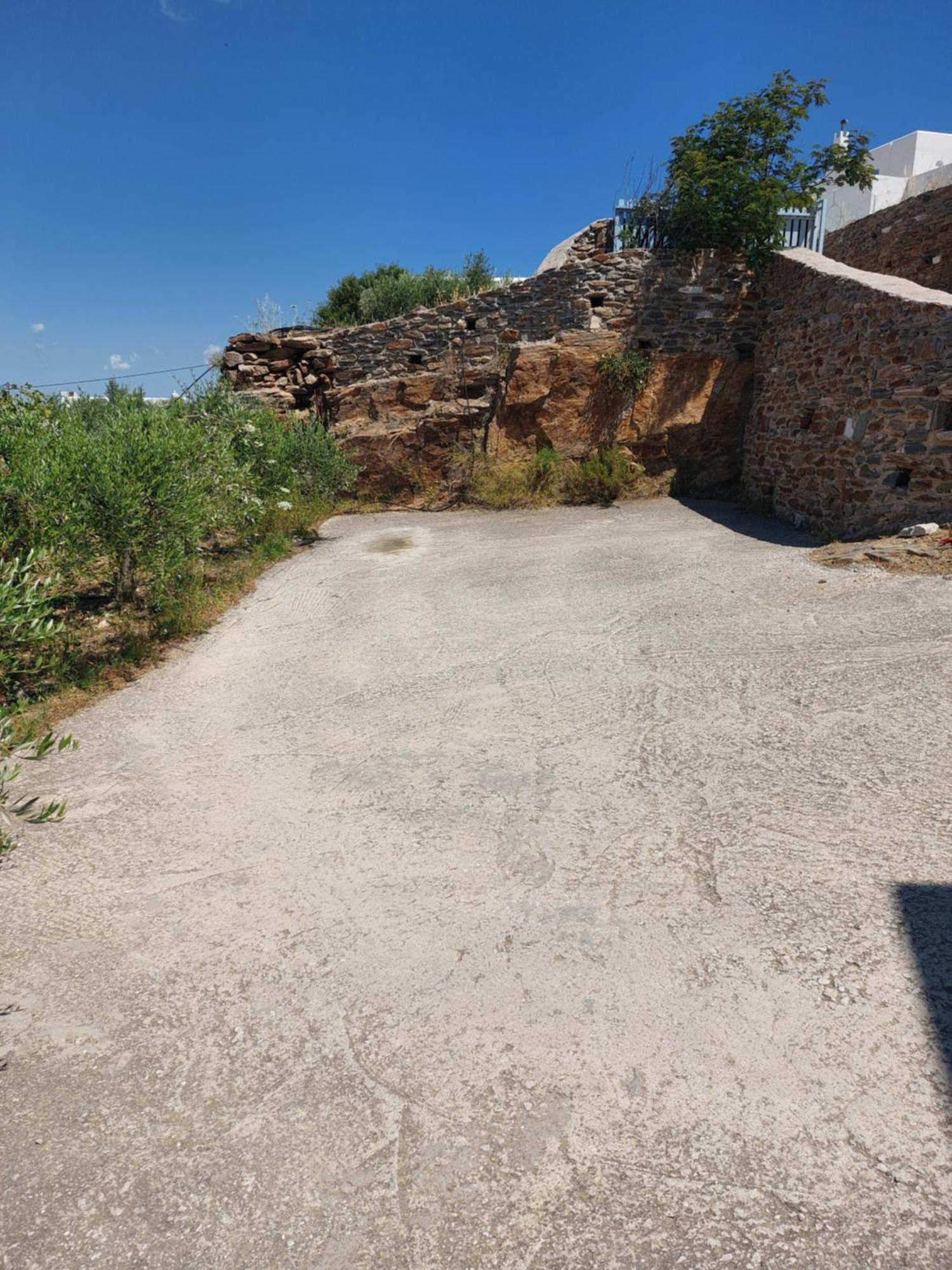 Aloni Stone With Private Parking * Λεύκες