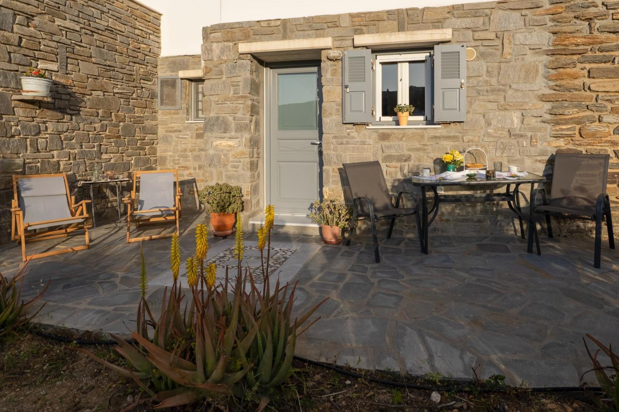 Aloni Stone With Private Parking Λεύκες